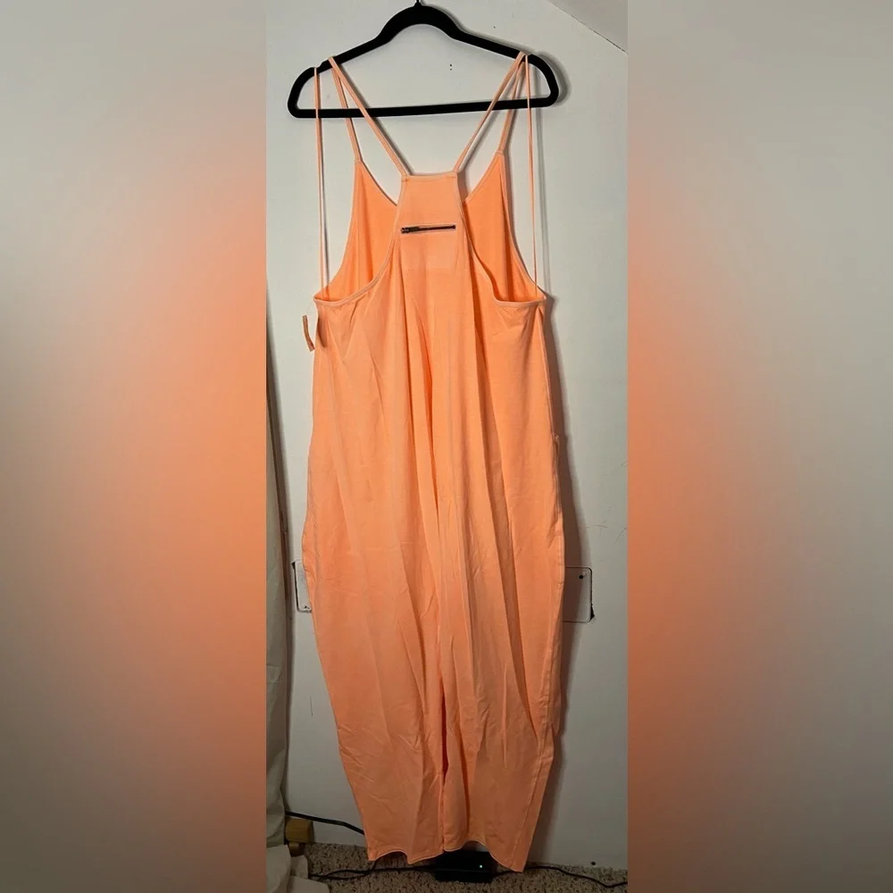 Free People Movement Hot Shot Onesie in Pastel Peach Size Small NWT - Picture 4 of 8